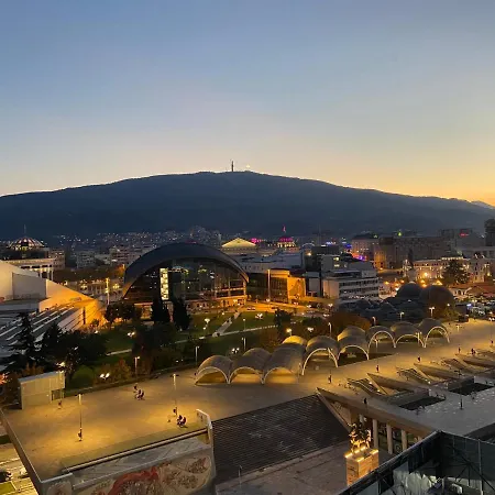 Mickitos & Skopje
